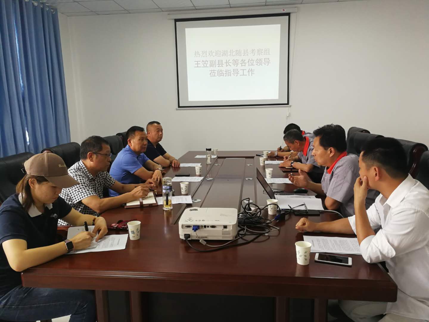 湖北省隨州市隨縣考察組王笠副縣長一行參觀考察我司洛陽裝備制造基地